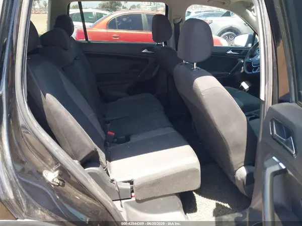 3VV1B7AX0JM075316 2018 VOLKSWAGEN TIGUAN - Image 8