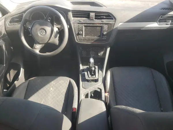 3VV1B7AX0JM108976 2018 VOLKSWAGEN TIGUAN - Image 8