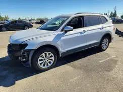 3VV1B7AX0JM125888 2018 VOLKSWAGEN TIGUAN