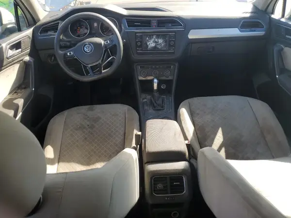 3VV1B7AX0JM207829 2018 VOLKSWAGEN TIGUAN - Image 8