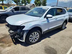 3VV1B7AX0JM208236 2018 VOLKSWAGEN TIGUAN