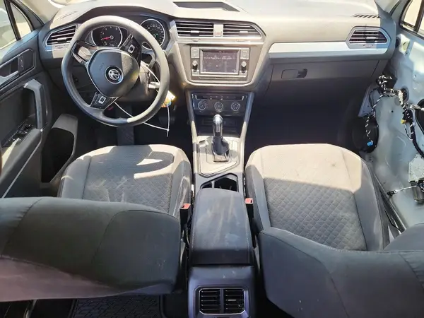 3VV1B7AX0JM208236 2018 VOLKSWAGEN TIGUAN - Image 8