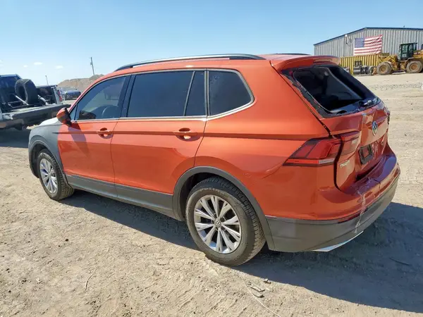 3VV1B7AX0KM045525 2019 VOLKSWAGEN TIGUAN - Image 2