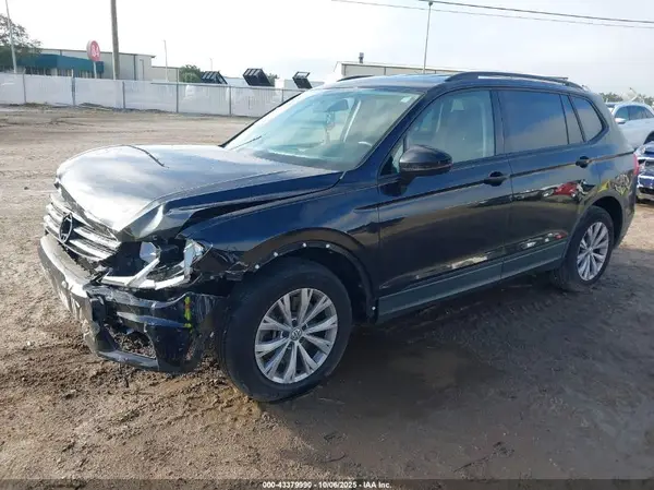 3VV1B7AX0KM048540 2019 VOLKSWAGEN TIGUAN - Image 2