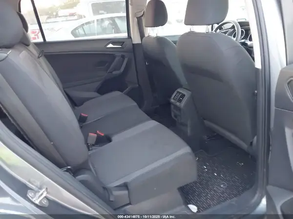 3VV1B7AX0KM062017 2019 VOLKSWAGEN TIGUAN - Image 8