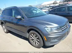 3VV1B7AX0KM086074 2019 VOLKSWAGEN TIGUAN