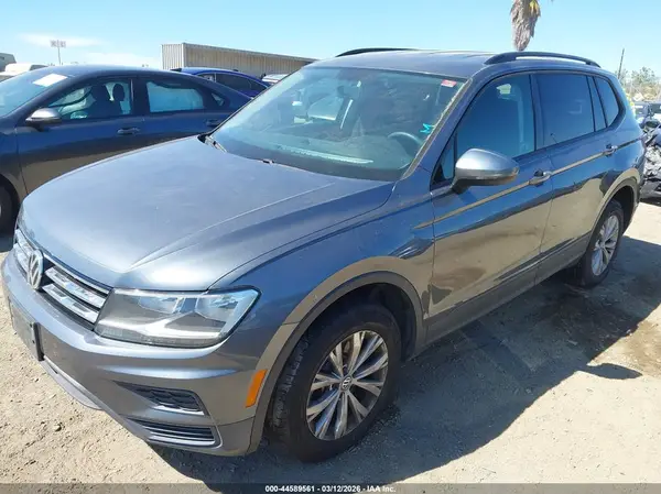 3VV1B7AX0KM086074 2019 VOLKSWAGEN TIGUAN - Image 2