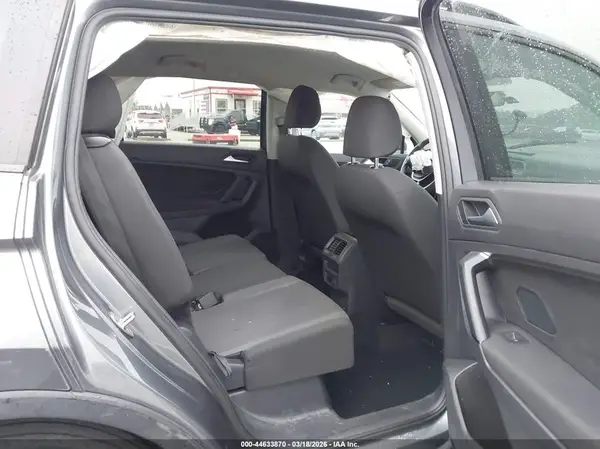3VV1B7AX0KM121194 2019 VOLKSWAGEN TIGUAN - Image 8
