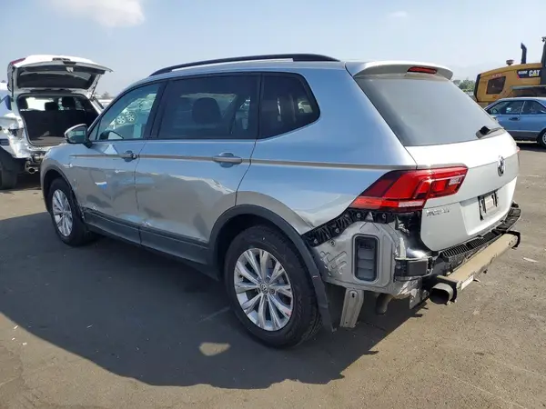 3VV1B7AX0KM125911 2019 VOLKSWAGEN TIGUAN - Image 2