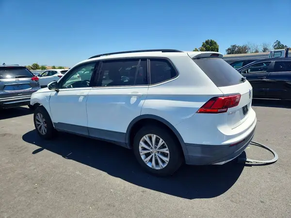 3VV1B7AX0KM147164 2019 VOLKSWAGEN TIGUAN - Image 2