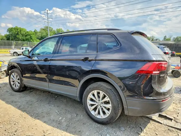 3VV1B7AX0KM162800 2019 VOLKSWAGEN TIGUAN - Image 2