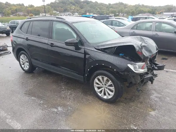 3VV1B7AX0KM173179 2019 VOLKSWAGEN TIGUAN - Image 1