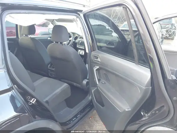 3VV1B7AX0KM200882 2019 VOLKSWAGEN TIGUAN - Image 8