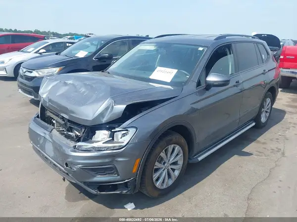 3VV1B7AX0LM008962 2020 VOLKSWAGEN TIGUAN - Image 2