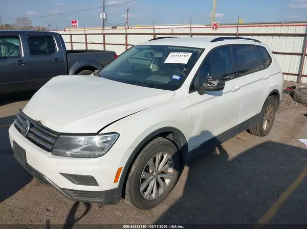 3VV1B7AX0LM015636 2020 VOLKSWAGEN TIGUAN - Image 2