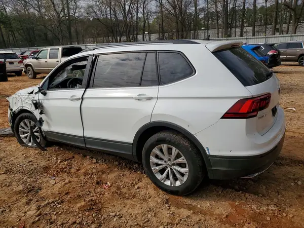 3VV1B7AX0LM043467 2020 VOLKSWAGEN TIGUAN - Image 2
