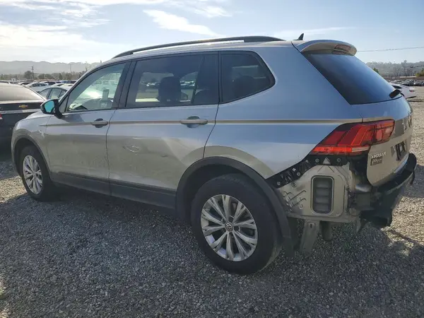 3VV1B7AX0LM052511 2020 VOLKSWAGEN TIGUAN - Image 2