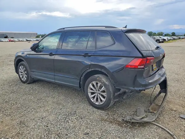 3VV1B7AX0LM058843 2020 VOLKSWAGEN TIGUAN - Image 2