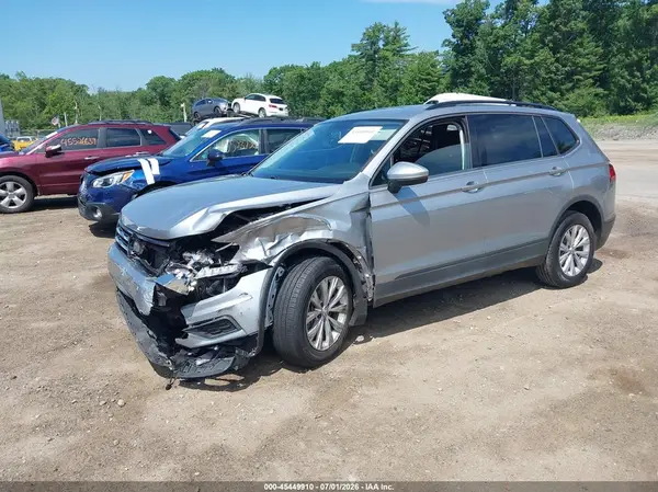 3VV1B7AX0LM063797 2020 VOLKSWAGEN TIGUAN - Image 2