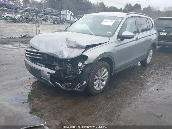 3VV1B7AX0LM082432 2020 VOLKSWAGEN TIGUAN - Image 2