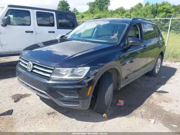 3VV1B7AX0LM102940 2020 VOLKSWAGEN TIGUAN - Image 2