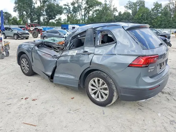 3VV1B7AX0LM109077 2020 VOLKSWAGEN TIGUAN - Image 2