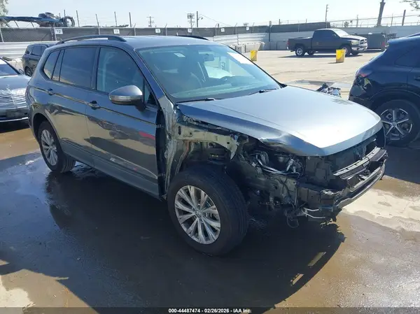 3VV1B7AX0LM142709 2020 VOLKSWAGEN TIGUAN - Image 1