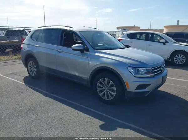 3VV1B7AX0LM156982 2020 VOLKSWAGEN TIGUAN - Image 1