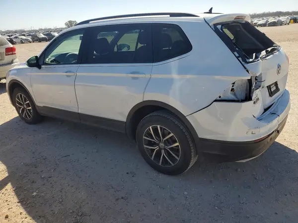 3VV1B7AX0MM033507 2021 VOLKSWAGEN TIGUAN - Image 2