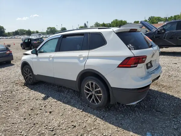 3VV1B7AX0MM091486 2021 VOLKSWAGEN TIGUAN - Image 2