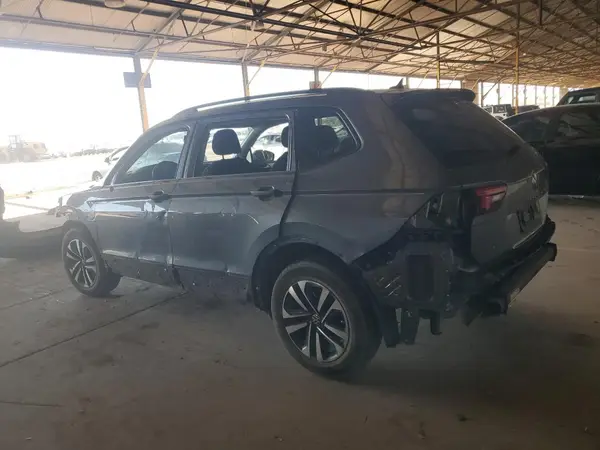 3VV1B7AX0NM010486 2022 VOLKSWAGEN TIGUAN - Image 2