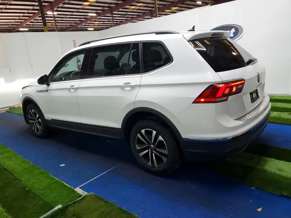 3VV1B7AX0NM167239 2022 VOLKSWAGEN TIGUAN - Image 2