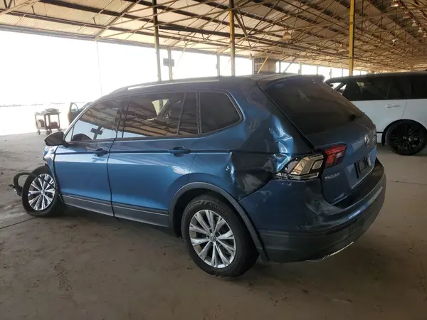 3VV1B7AX1JM010572 2018 VOLKSWAGEN TIGUAN - Image 2