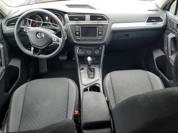 3VV1B7AX1JM015268 2018 VOLKSWAGEN TIGUAN - Image 8