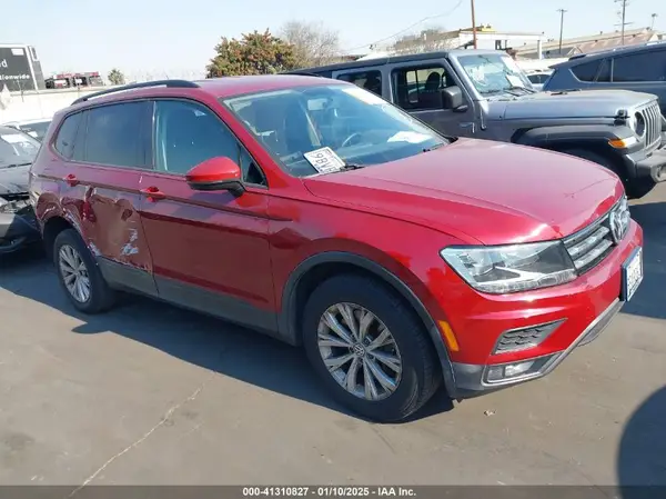 3VV1B7AX1JM019840 2018 VOLKSWAGEN TIGUAN - Image 1