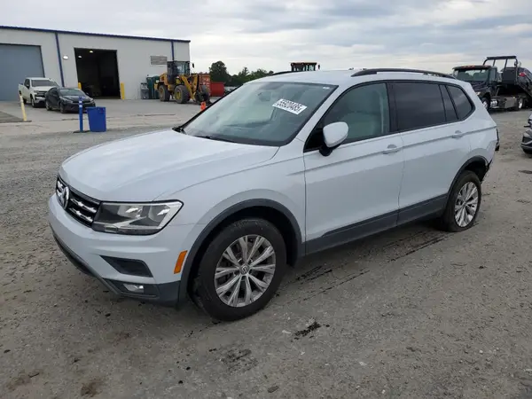 3VV1B7AX1JM022477 2018 VOLKSWAGEN TIGUAN - Image 1