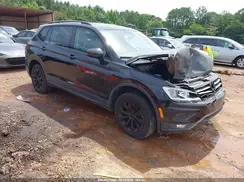3VV1B7AX1JM023127 2018 VOLKSWAGEN TIGUAN