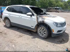 3VV1B7AX1JM057357 2018 VOLKSWAGEN TIGUAN