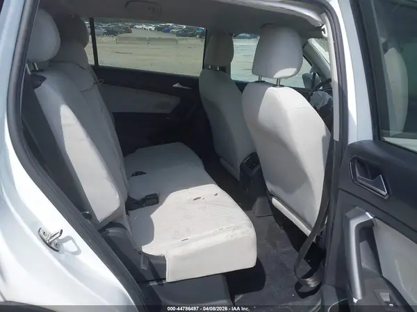 3VV1B7AX1JM079830 2018 VOLKSWAGEN TIGUAN - Image 8