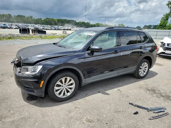 3VV1B7AX1JM087734 2018 VOLKSWAGEN TIGUAN - Image 1