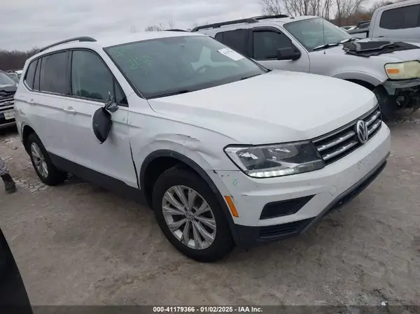 3VV1B7AX1JM088107 2018 VOLKSWAGEN TIGUAN - Image 1