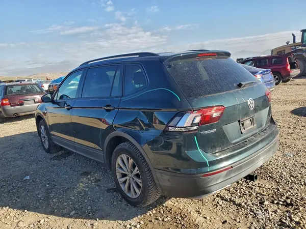 3VV1B7AX1JM122000 2018 VOLKSWAGEN TIGUAN - Image 2