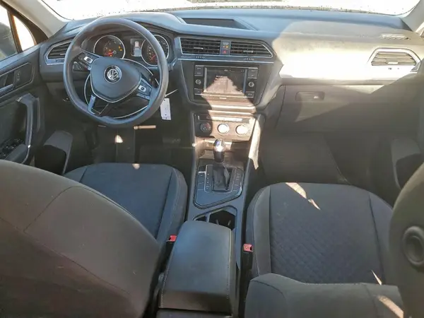 3VV1B7AX1JM122000 2018 VOLKSWAGEN TIGUAN - Image 8