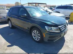 3VV1B7AX1JM165641 2018 VOLKSWAGEN TIGUAN