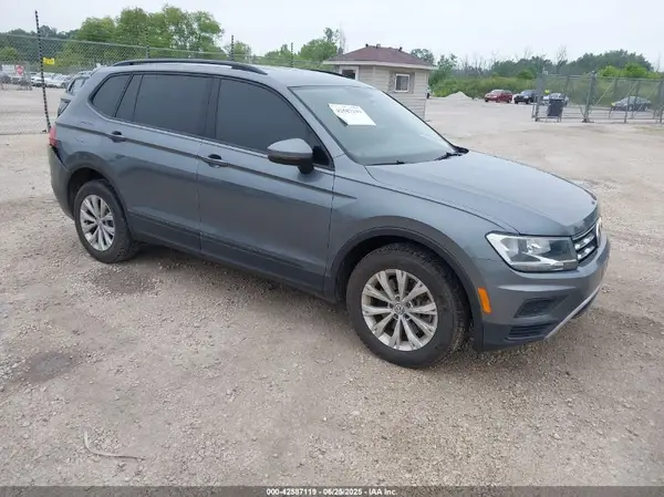 3VV1B7AX1KM062009 2019 VOLKSWAGEN TIGUAN - Image 1