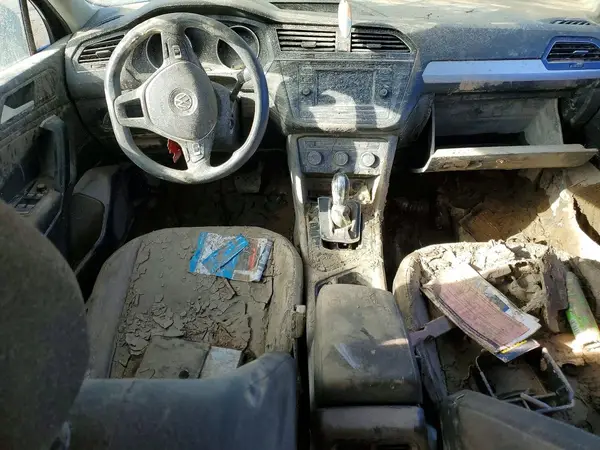 3VV1B7AX1KM084043 2019 VOLKSWAGEN TIGUAN - Image 8