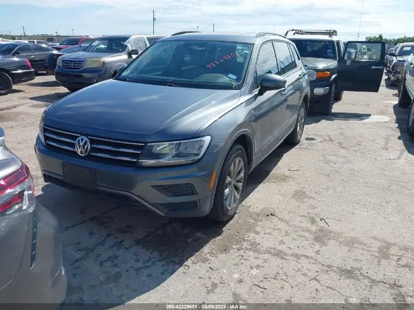 3VV1B7AX1KM085354 2019 VOLKSWAGEN TIGUAN - Image 2