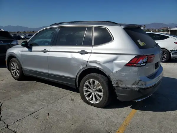 3VV1B7AX1KM102086 2019 VOLKSWAGEN TIGUAN - Image 2