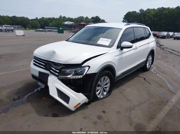 3VV1B7AX1KM139560 2019 VOLKSWAGEN TIGUAN - Image 2