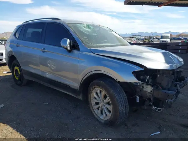 3VV1B7AX1LM055787 2020 VOLKSWAGEN TIGUAN - Image 1